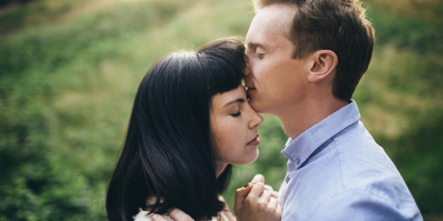 خطوات لا بد من اعتمادها لتقديس علاقة الحبيبن قبل الزّواج وبالتّالي ضمان استمرارية هذا السر