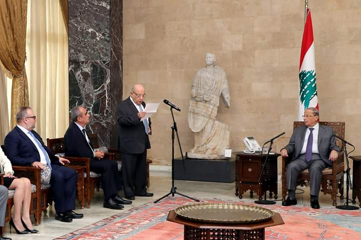 الرئيس عون للمجلس التنفيذي للرابطة المارونية: ستكون للبنان حكومة نظيفة وما حصل في الشارع فتح الباب على الاصلاح الكبير