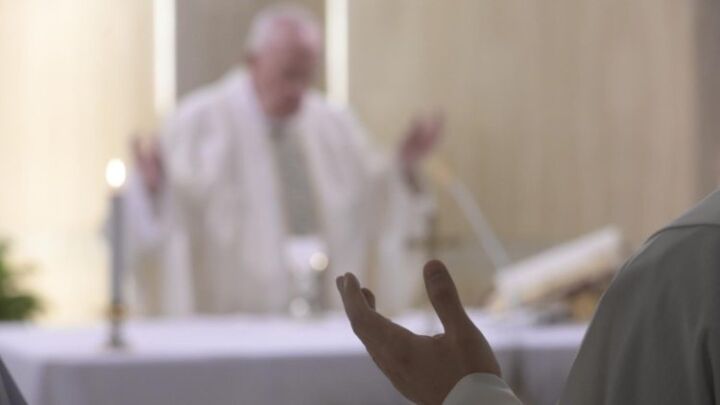 البابا فرنسيس يصلّي من أجل الصيادلة ويشكرهم على المساعدة التي يقدمونها للمرضى