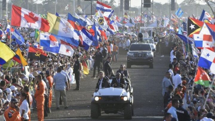 تأجيل اللقاء العالمي للعائلات واليوم العالمي للشباب