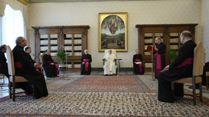 البابا فرنسيس في مقابلته العامة مع المؤمنين