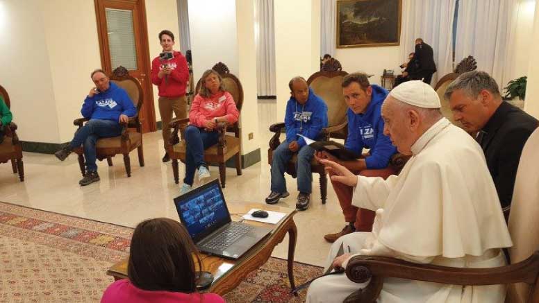 البابا فرنسيس الكرامة هي الشرط الأساسي لكي يعيش الإنسان بطريقة جيّدة