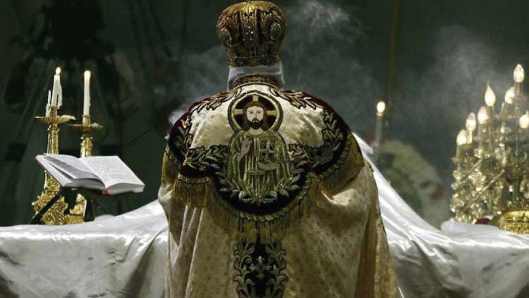 نُسخ مزورة للإنجيل تتنافى أساسيات الإيمان المسيحي والكنيسة القبطية تحذر