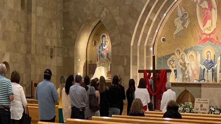 موارنة المكسيك احتفلوا بعيد ارتفاع الصّليب