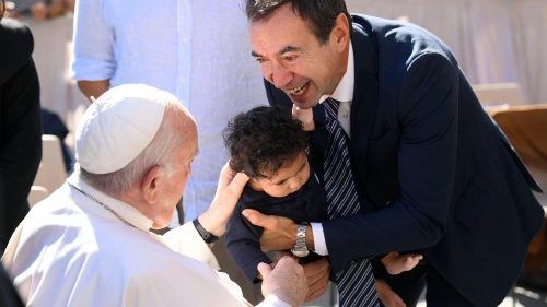 البابا فرنسيس يلتقي أعضاء حركة شركة وتحرُّر