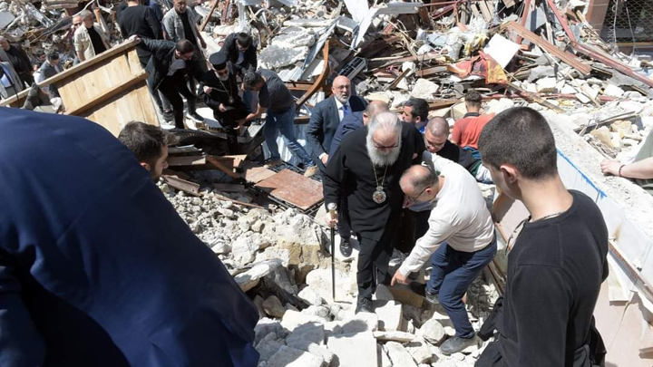 يوحنّا العاشر أعلن قيامة المخلّص وسط ركام كنيسة القدّيسين بطرس وبولس في أنطاكية