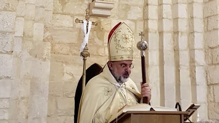 في ذكرى رحيله، سويف صلّى مع أبناء الأبرشيّة لراحة نفس المطران بو جودة