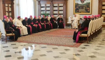 البابا يلتقي أساقفة إقليم كامبانيا ويقيم معهم حوارا بشأن تحديات الإنجيل (Vatican Media)