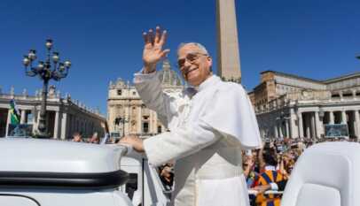 البابا لاوُن الرابع عشر في مقابلته العامة مع المؤمنين (@Vatican Media)